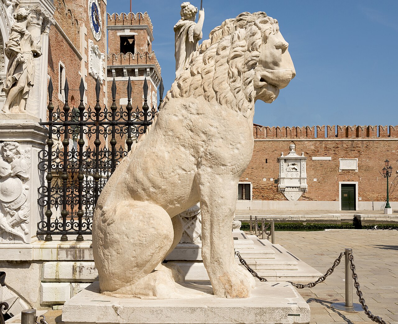 Lion